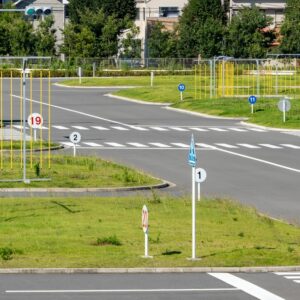 自動車教習所